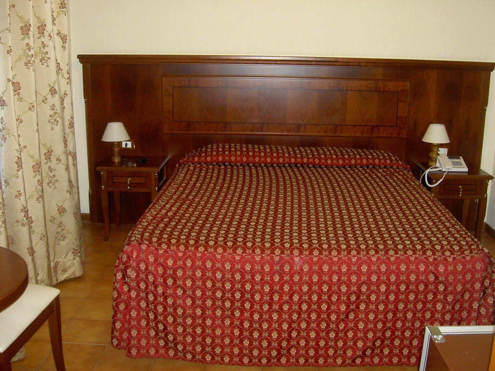 רומא Hotel Cinecitta מראה חיצוני תמונה